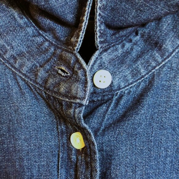 J. Crew Button Up Chambray Shirt 100% Cotton - Picture 3 of 16